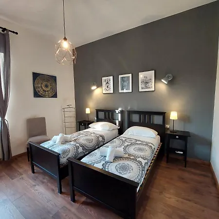 Savieri Home In Florence-3